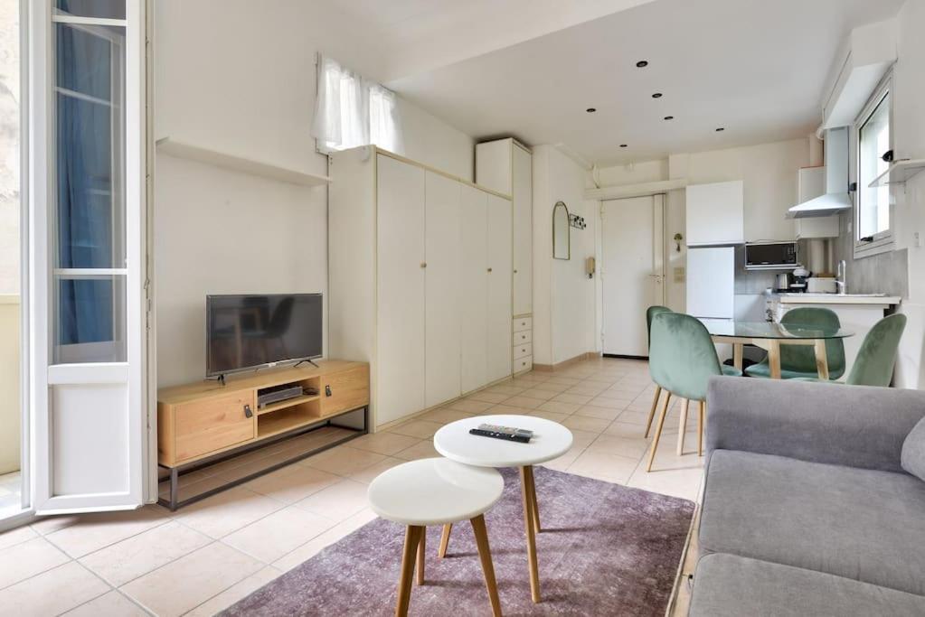 Superbe Studio Vieux Nice 1 Min A Pied De La Plage Buitenkant foto